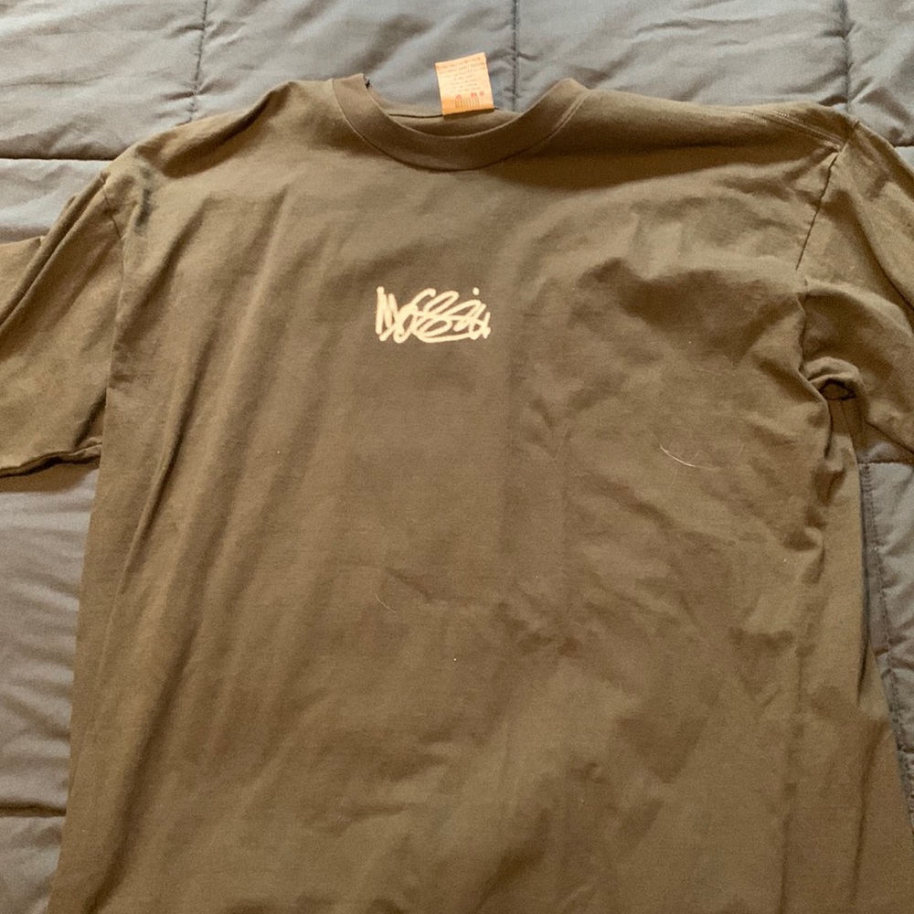 Dark Green shirt Size XL Cool design on back